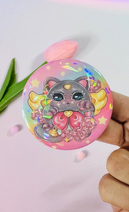 Badge chat porte bonheur holographique